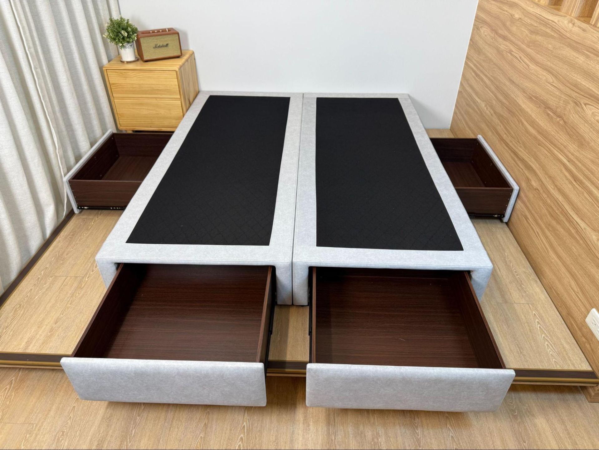床底抽屜